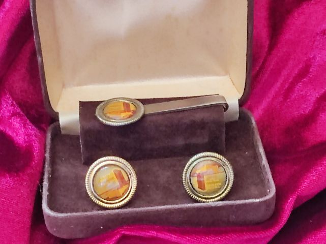 เซตคลิปไทด์และกระดุม ลาย United Nations New York City