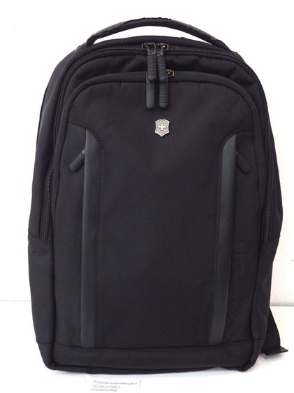 Victorinox Altmont Professional Essentials Backpack สภาพสวย 1,950 บาท