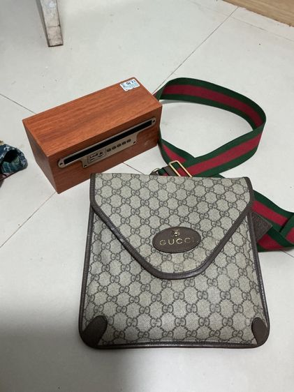 ชาย น้ำตาล หนังแท้ Guess กระเป่