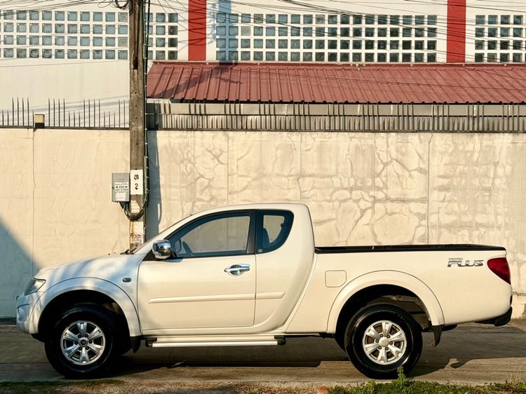 Mitsubishi Triton 2013 2.5 Plus GLS VG Turbo Pickup ดีเซล ไม่ติดแก๊ส เกียร์อัตโนมัติ ขาว รูปที่ 3