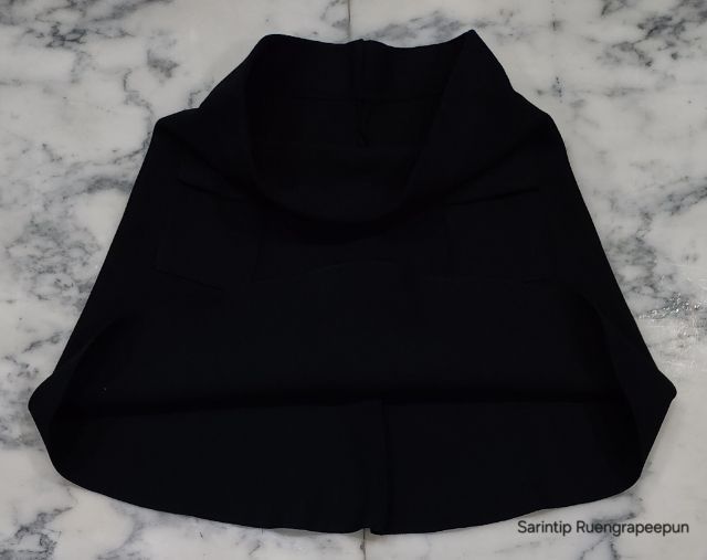 กระโปรงสั้นสีดำทรงเอ ผ้าไหมพรมยืด มีกระเป๋าคู่ด้านหน้า เอว 27" รูปที่ 7