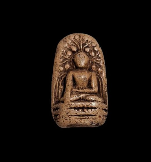 พระคงลำพูน