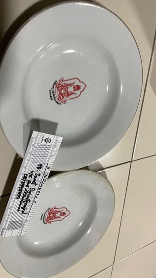 จานเซรามิค อายิโนะโมะโต๊ะ ที่ระลึกรุ่นฉลองกรุงรัตนโกสินทร์200ปี พ.ศ.2525 ใบละ 350 บ. รวมส่ง มี 2 ใบ รูปที่ 5