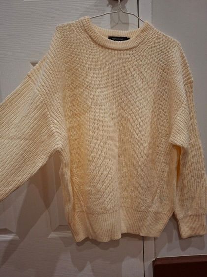 เสื้อแขนยาวไหมพรมสีครีม รูปที่ 2