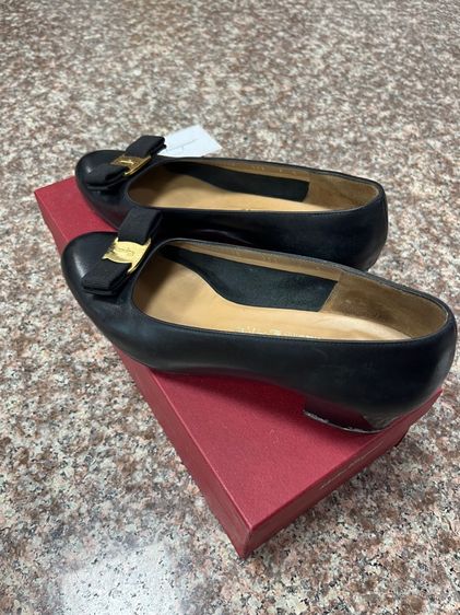 รองเท้า รูปที่ 2