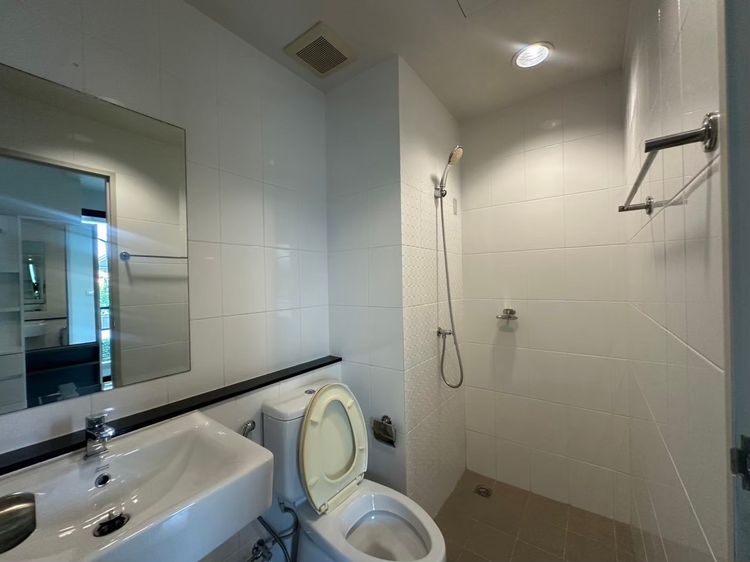 อื่นๆ ไม่อนุญาต มีบางส่วน 2017 ขายคอนโด ยูนิโอ สุขุมวิท 72 เฟส 1 ชั้น 2  ห้อง studio