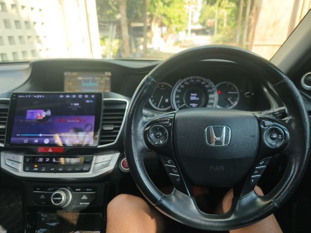 Honda Accord 2013 2.4 Tech Sedan เบนซิน ไม่ติดแก๊ส เกียร์อัตโนมัติ ขาว รูปที่ 3