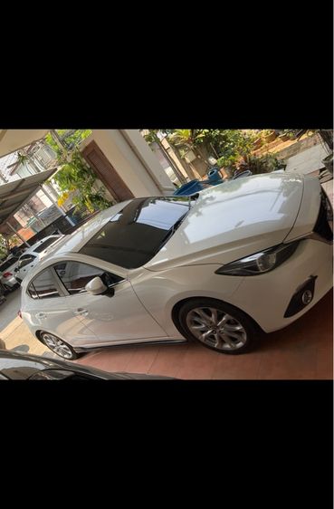 รถ Mazda Mazda3 2.0 S Sports สี ขาว
