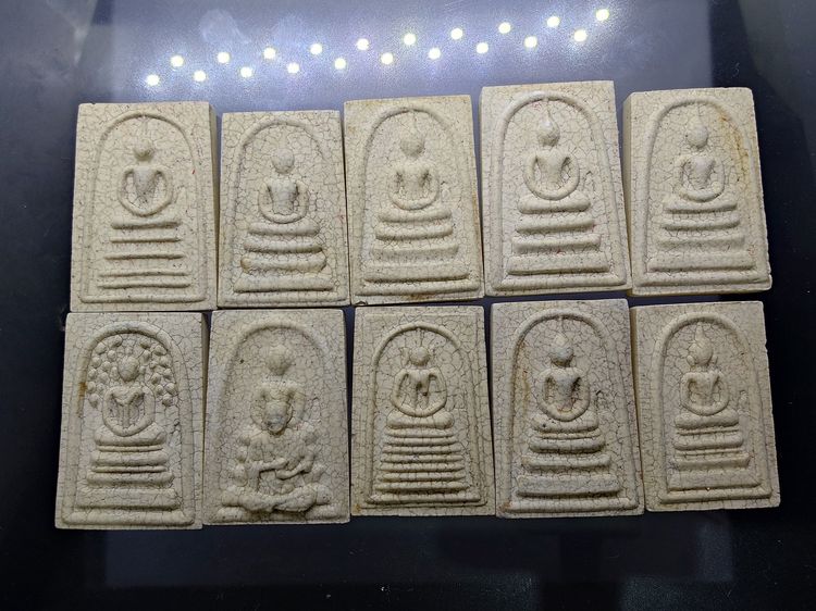 พระสมเด็จเนื้อผงวัดระฆัง รุ่นย้อนยุค 108 ปี เนื้อแตกลายงา วัดระฆังโฆสิตารามฯ ปี2556 ชุด 10 พิมพ์ พร้อมบรรจุกล่อง รูปที่ 3