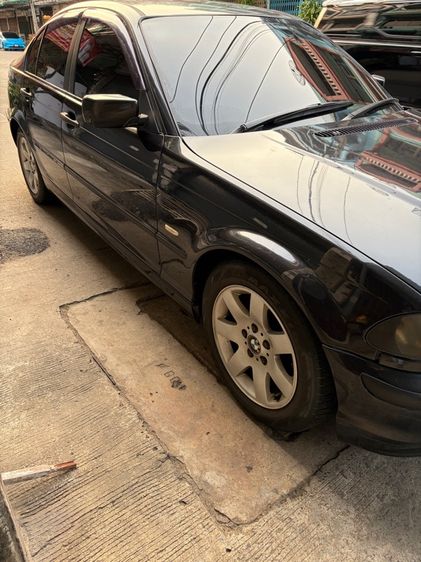 BMW Series 3 2001 318i Sedan เบนซิน ไม่ติดแก๊ส เกียร์อัตโนมัติ ดำ รูปที่ 3