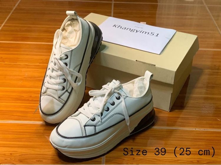 รองเท้ามือสอง รูปที่ 8