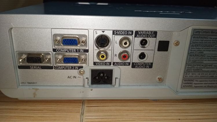 โปรเจตเตอร์ Panasonic PT-LB78V XGA 
- ความสว่าง 3000 ลูเมน  รูปที่ 4