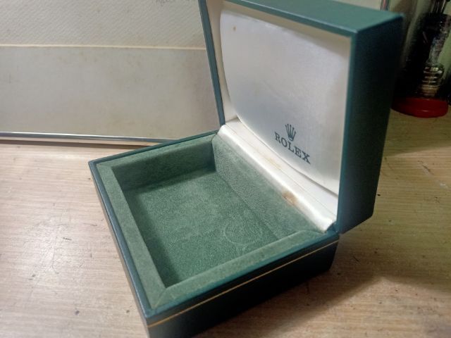 กล่อง Rolex แท้
 รูปที่ 2