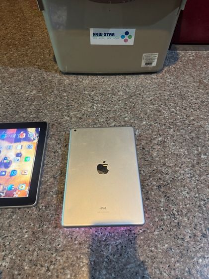 ขายiPadGen7สีSilver32กิ๊กไร้รอยตกสูนTrueใช้งานดีทุกๆฟังชั่นถูกมากๆ รูปที่ 2