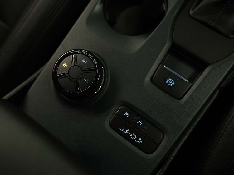 Ford Everest 2024 2.0 Titanium Plus 4WD Utility-car ดีเซล ไม่ติดแก๊ส เกียร์อัตโนมัติ ส้ม รูปที่ 4