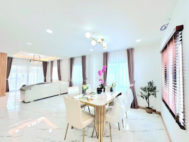 ตกแต่งครบ 2025 💰 3.59 ล้าน แปลงพิเศษ วิวสวน หน้าบ้านไม่ชนใคร บ้านแฝดทำเลดีสุดในโครงการ มีหลังเดียวเท่านั้น รูปที่ 2