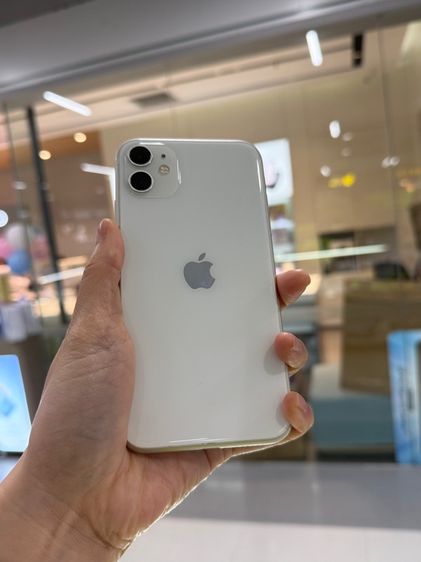 64 GB iPhone 11 เครื่องสวยใช้งานปกติทุกอย่าง