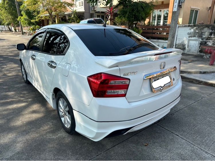 Honda City 2013 1.5 V i-VTEC Sedan เบนซิน เกียร์อัตโนมัติ ขาว รูปที่ 4