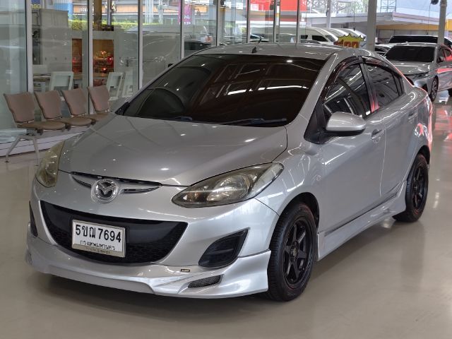 Mazda Mazda 2 2012 1.5 Elegance Groove Sedan เบนซิน ไม่ติดแก๊ส เกียร์อัตโนมัติ เทา รูปที่ 3