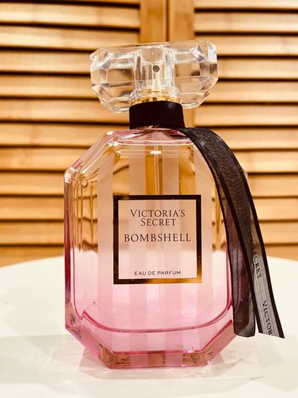 น้ำหอมแบรนด์แท้ Victoria's Secret Bombshell Eau de Parfum 100 ml No box ส่งฟรี รูปที่ 4