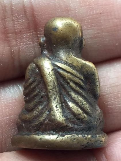 หลวงพ่อเงินพิมพ์นิยม รูปที่ 2