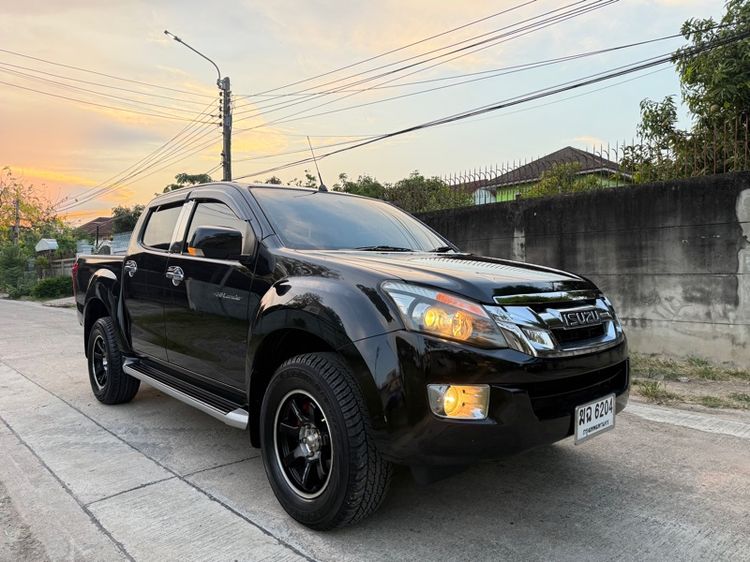 รถ Isuzu D-MAX 2.5 Hi-Lander สี ดำ