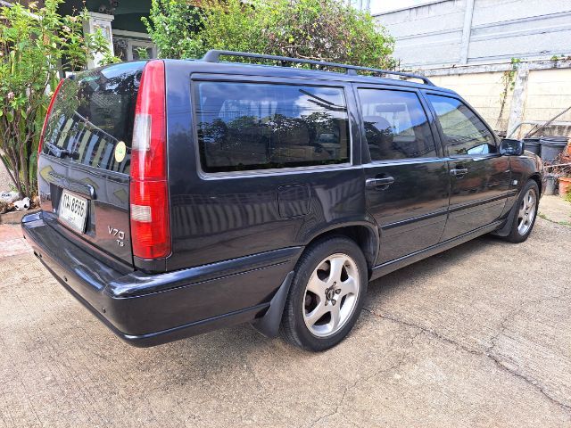 Volvo V70 2018 2.3 XC 4WD เบนซิน เกียร์อัตโนมัติ น้ำเงิน รูปที่ 3