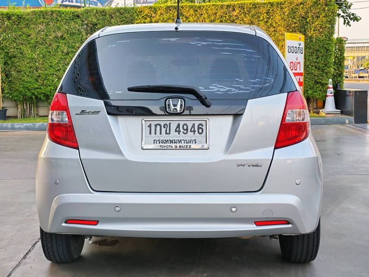 Honda Jazz 2013 1.5 V Sedan เบนซิน ไม่ติดแก๊ส เกียร์อัตโนมัติ บรอนซ์เงิน รูปที่ 4