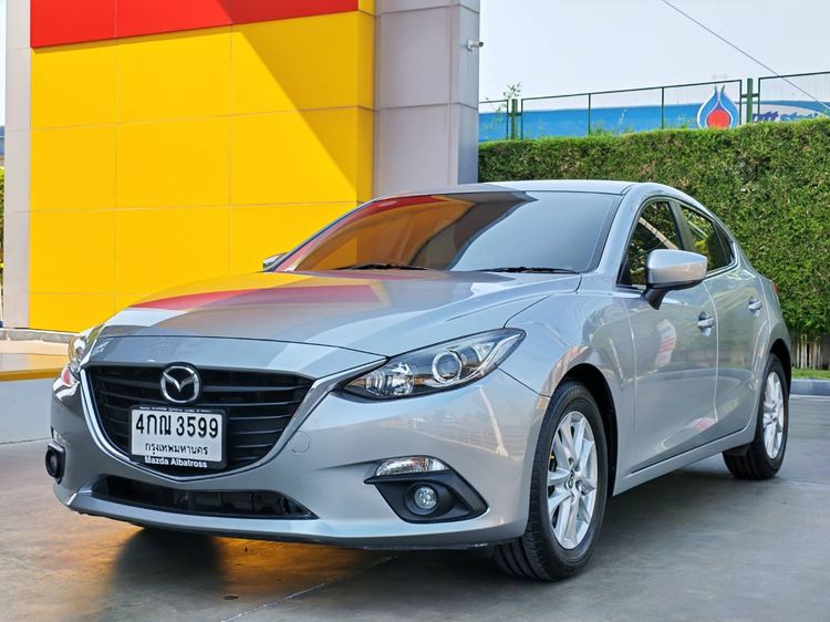 Mazda Mazda3 2016 2.0 S Sports Sedan เบนซิน ไม่ติดแก๊ส เกียร์อัตโนมัติ บรอนซ์เงิน รูปที่ 2