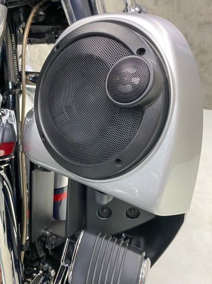 Harley-Davidson CVO Street Glide 2019 รูปที่ 12