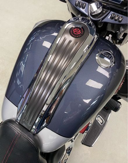 Harley-Davidson CVO Street Glide 2019 รูปที่ 7