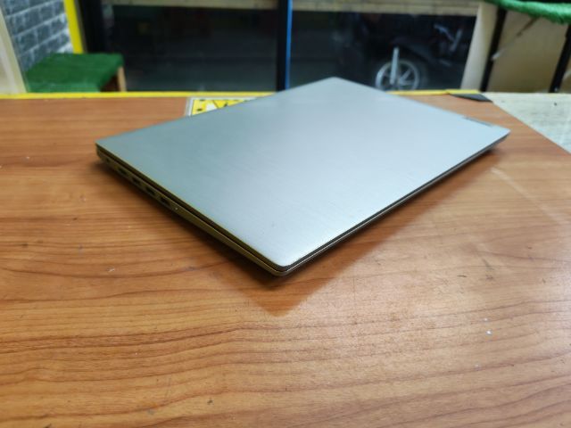 Lenovo Ryzen 3 Gen 3 แรม 8 กิ๊ก  ใช้พิมพ์งาน ดูหนัง ฟังเพลง  วินโดว์แท้ติดเครื่อง
 รูปที่ 3
