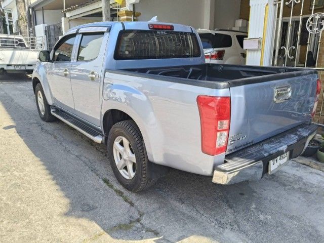Isuzu D-MAX 2013 2.5 Hi-Lander Sedan ดีเซล เกียร์อัตโนมัติ ฟ้า รูปที่ 4