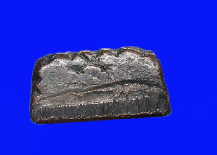 หลวงพ่อทวด วัดช้างให้ หลังเตารีด พิมพ์กลางปั๊มซ้ำ ปี 2505  รูปที่ 5