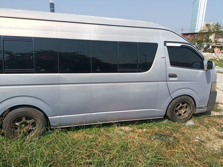 Toyota Commuter 2009 3.0 เบนซิน เกียร์ธรรมดา รูปที่ 2