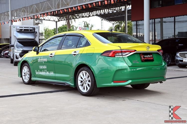 Toyota Altis 2022 1.6 G Sedan เบนซิน LPG เกียร์อัตโนมัติ หลากสี รูปที่ 3