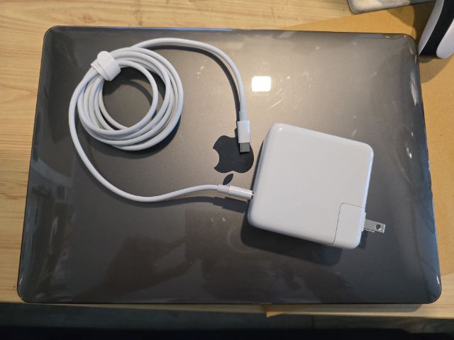 Apple Macbook Pro 13 Inch ไม่ใช่ อื่นๆ แมค โอเอส USB MacBook Pro 13” 2020 💻 ตัวแรงคุ้มๆ
⚡ Intel Core i5 Quad-Core
⚡ RAM 16GB
⚡ SSD 512GB
⚡ จอ Retina 13.3