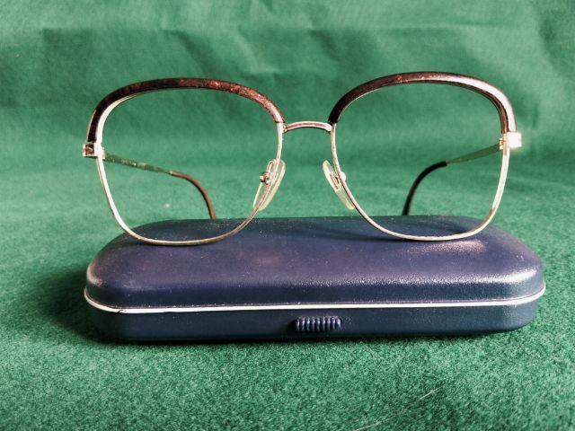 อื่นๆ แว่นสายตา ขอขายกรอบแว่นตาวินเทจแบรนด์ Barbudo รุ่น Carabela made in Spain แว่นเป็นวัตถุ 22Kt .ขนาด 54-16-140มม.สภาพไม่ผ่านการใช้งาน old stock 