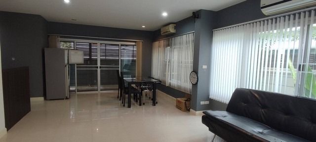 มีบางส่วน ให้เช่าบ้านเดี่ยว2ชั้นเลี้ยงสัตว์ได้ย่านลาดปลาเค้าเกษตรนวมินทร์หมู่บ้านอารียาเมทโทรเกษตร-นวมินทร์พร้อมอยู่ Areeya Metro Kaset-Nawamin รูปที่ 3