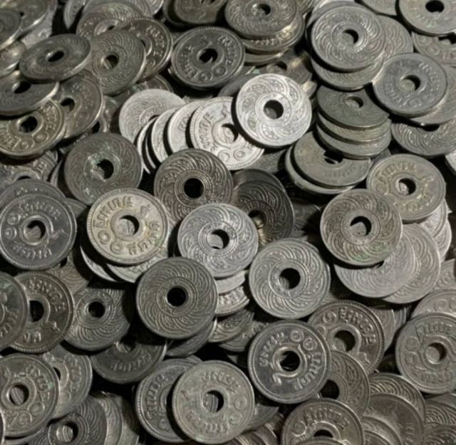 ขายเหรียญเก่า โบราณ ลดพิเศษ3อัน 990 รูปที่ 2