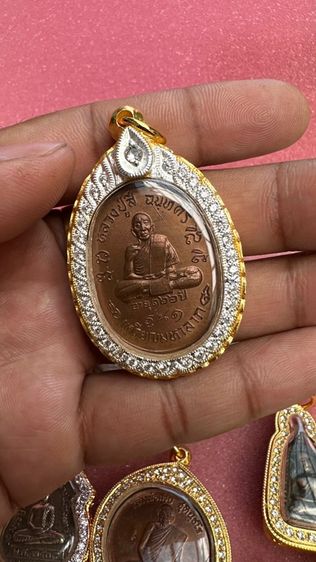 ปล่อยพระค่ะ