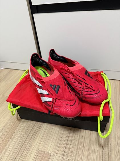 ไม่ระบุ แดง รองเท้าฟุตบอล adidas perdator 25 elite ft fg 