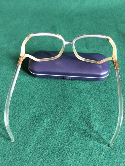 ขอขายกรอบแว่นตาวินเทจหญิงยุค 80s แบรนด์ Ted lapidus Paris รุ่น Tl 10  made in France หายาก มากทรงใหญ่ลายกระสีสัน ทรงจะเหลี่ยมๆ  รูปที่ 9