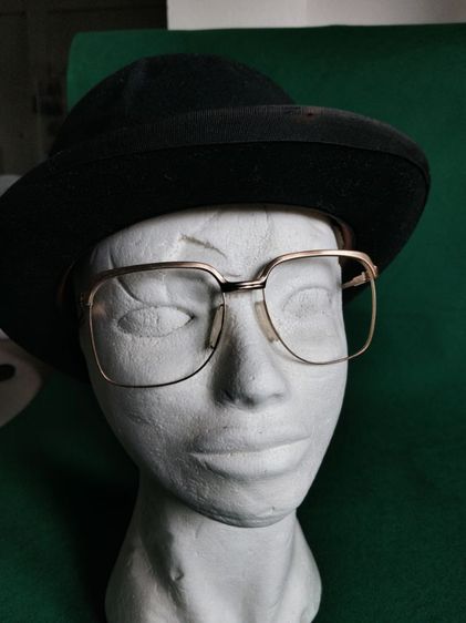 ขอขายกรอบแว่นตาวินเทจหายากแบรนด์ Metzler รุ่น 0752 made in Germany ขนาด 56-18-140มม.กรอบสีคล้ายนาค  รูปที่ 3