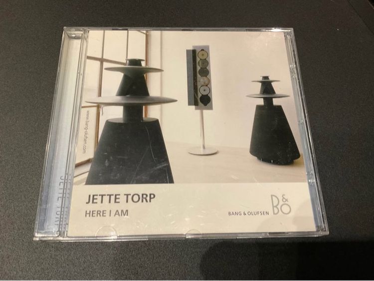 ภาษาอังกฤษ ขายแผ่นซีดีเพลงร้องค่าย B and O Bang and Olufsen  Jette Torp Here I Am BO edition CD ส่งฟรี