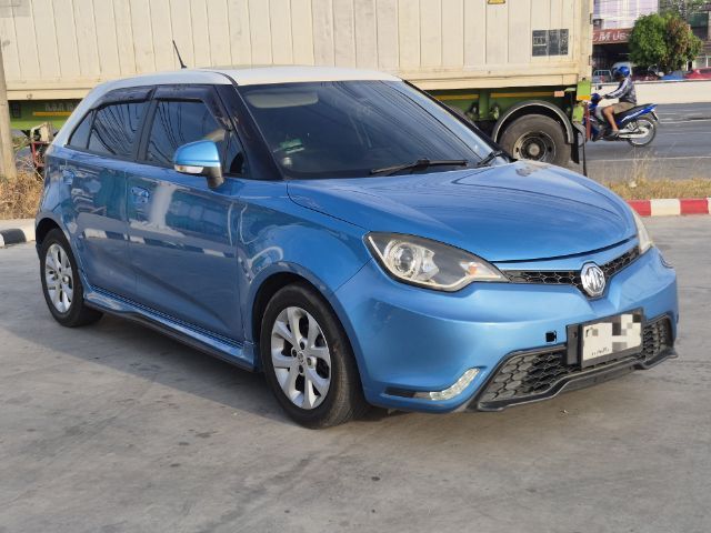รถ MG MG3 1.5 X สี ฟ้า