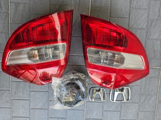 ไฟท้ายHONDA แจ๊สแท้-โลโก้แท้ หน้า หลัง ลำโฟร JBL ทั้งหมดนี้ 1800 สนจัยโทร 0850999805 เจ้าของจัยดี รูปที่ 4