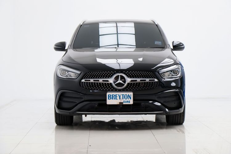 Mercedes-Benz GLA-Class 2022 GLA200 Sedan เบนซิน ไม่ติดแก๊ส เกียร์อัตโนมัติ ดำ รูปที่ 2