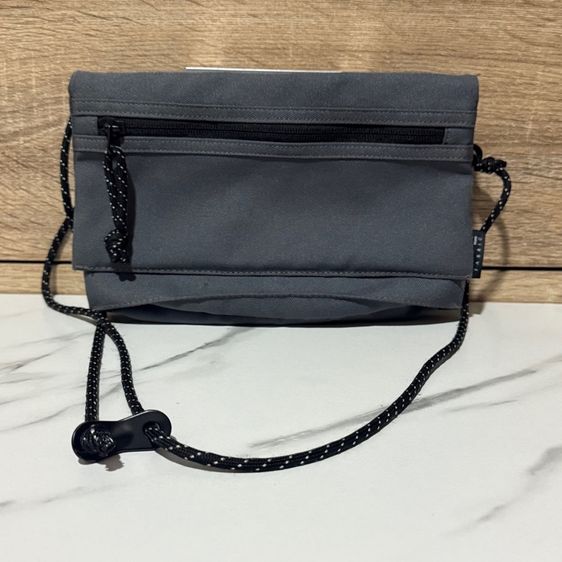 กระเป๋าสะพายข้าง แบรนด์ musinsa standard