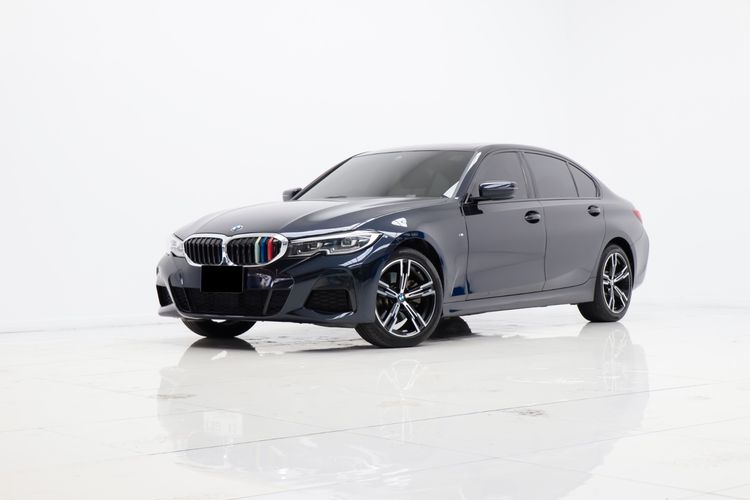 รถ BMW Series 3 320Li สี ดำ